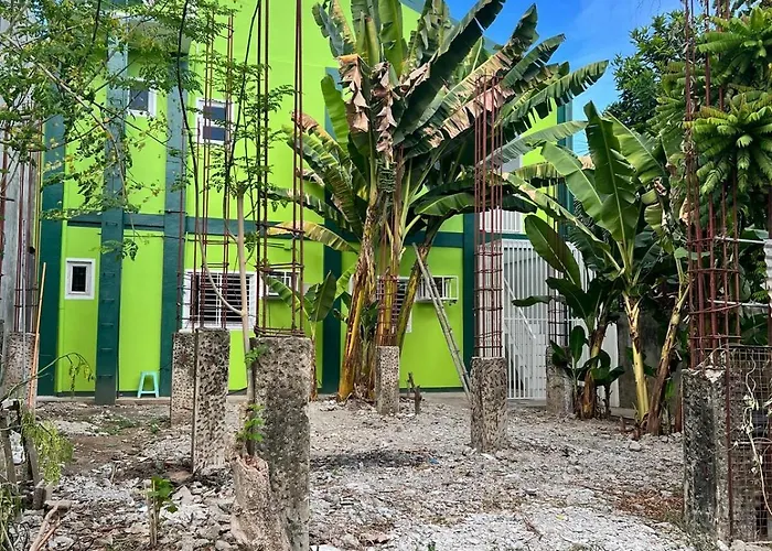 Apartment 3br For 10pax In Near Srp With Wi-fi And Parking