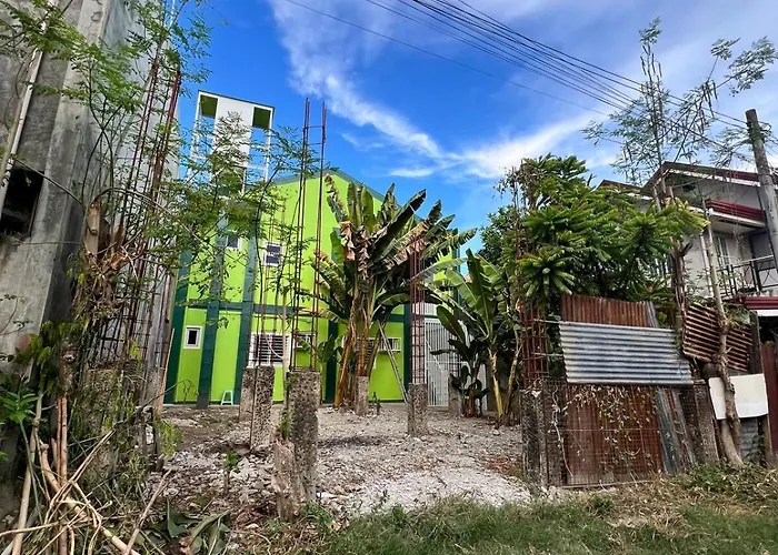 Apartment 3br For 10pax In Near Srp With Wi-fi And Parking